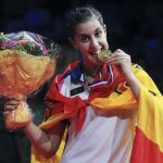 Fotografía facilitada por Badmintonphoto de la española Carolina Marín tras conseguir el oro histórico para el bádminton nacional, en agosto de 2014