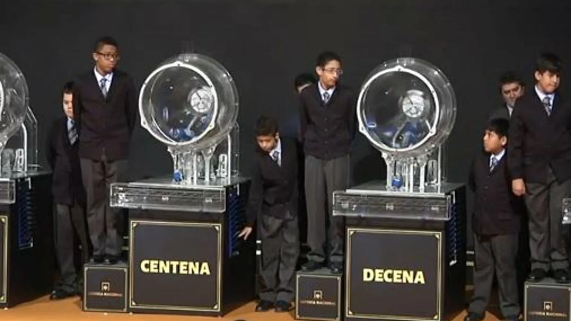 La emisión de este año era de 900 millones de euros, de los que 630 millones se destinan a premios.