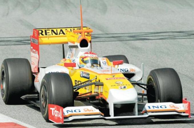 Alonso, lejos de Ferrari