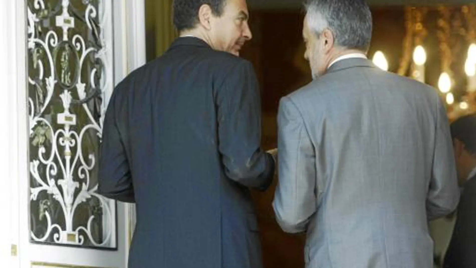 Zapatero promete el máximo de inversión tras darlo a Cataluña