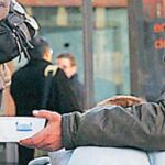 Hereu presenta un programa de la pobreza tardío y sin fondos