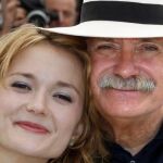 Nikita Mikhalkov juega a Spielberg en la estepa