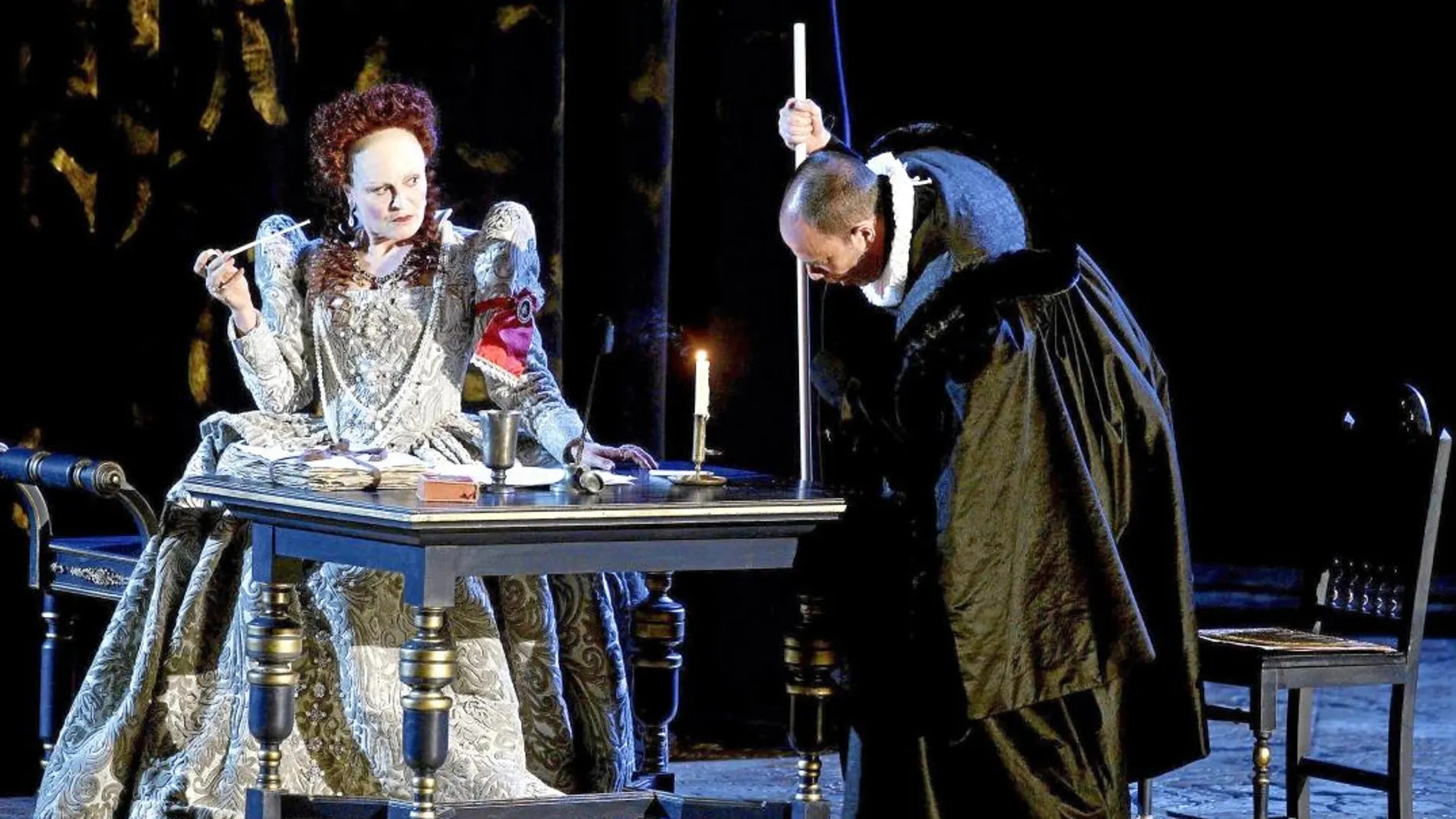 «Gloriana», de Britten, es la ópera que acoge el escenario del Teatro Real hasta el próximo 24 de abril