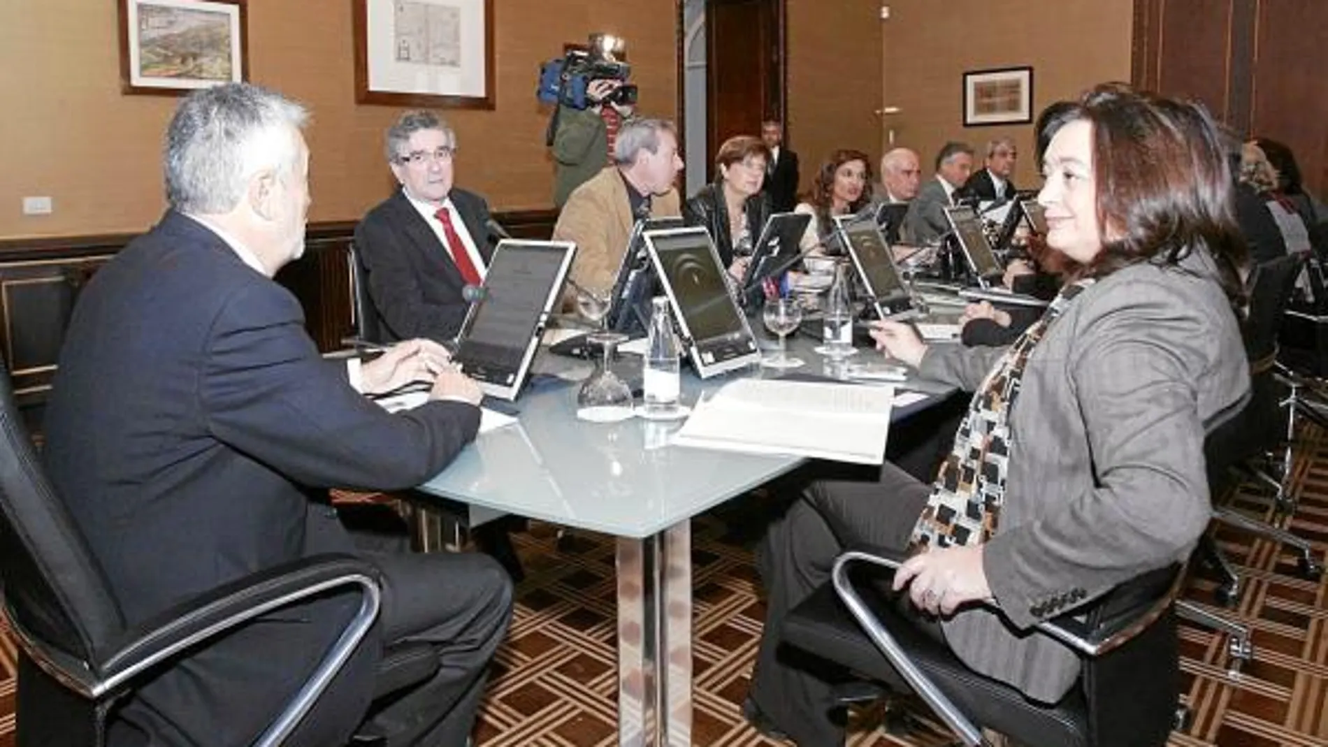 El Consejo de Gobierno de la Junta de Andalucía, ayer, en su reunión semanal en San Telmo