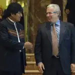 Evo Morales junto al juez Baltasar Garzón, en Madrid