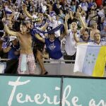 Tenerife revivió con el ascenso a Primera los carnavales teñido de azul y blanco