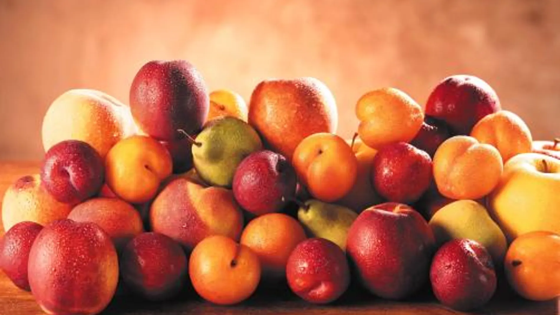 La incidencia de cáncer de colon es menor en los países con una dieta rica en frutas y verduras