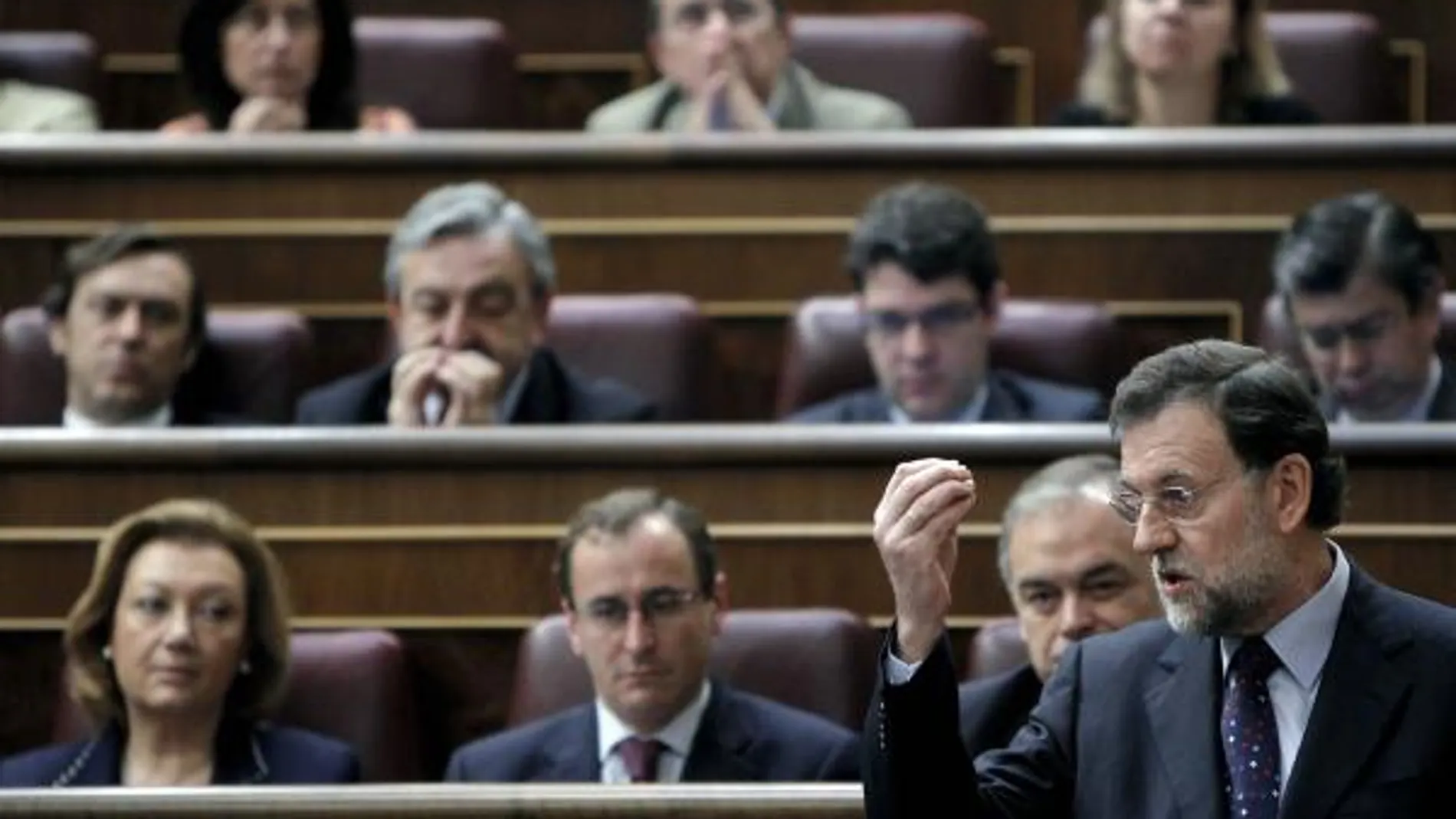 Rajoy replica con un ajuste de 3.000 millones en gasto corriente