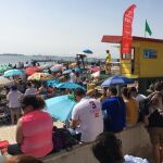 Desde primera hora de la mañana las playas se llenaron de espectadores para no perderse las numerosas acrobacias del Festival Aéreo