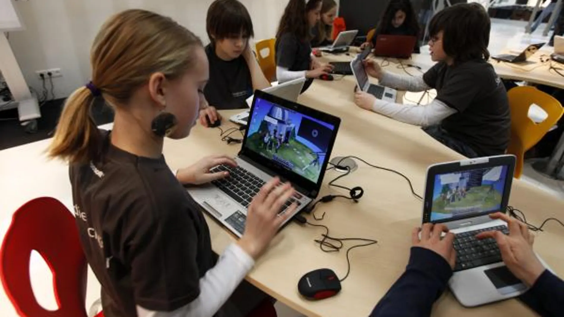 «El reto en educación es adaptarse a las nuevas tecnologías»