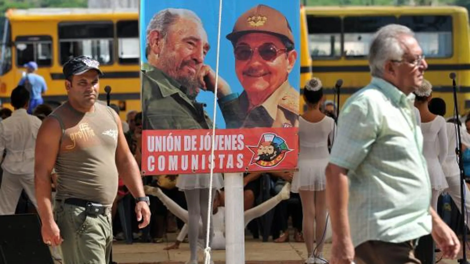 Castro celebra sus 84 años invitando a «la lucha» contra EE UU