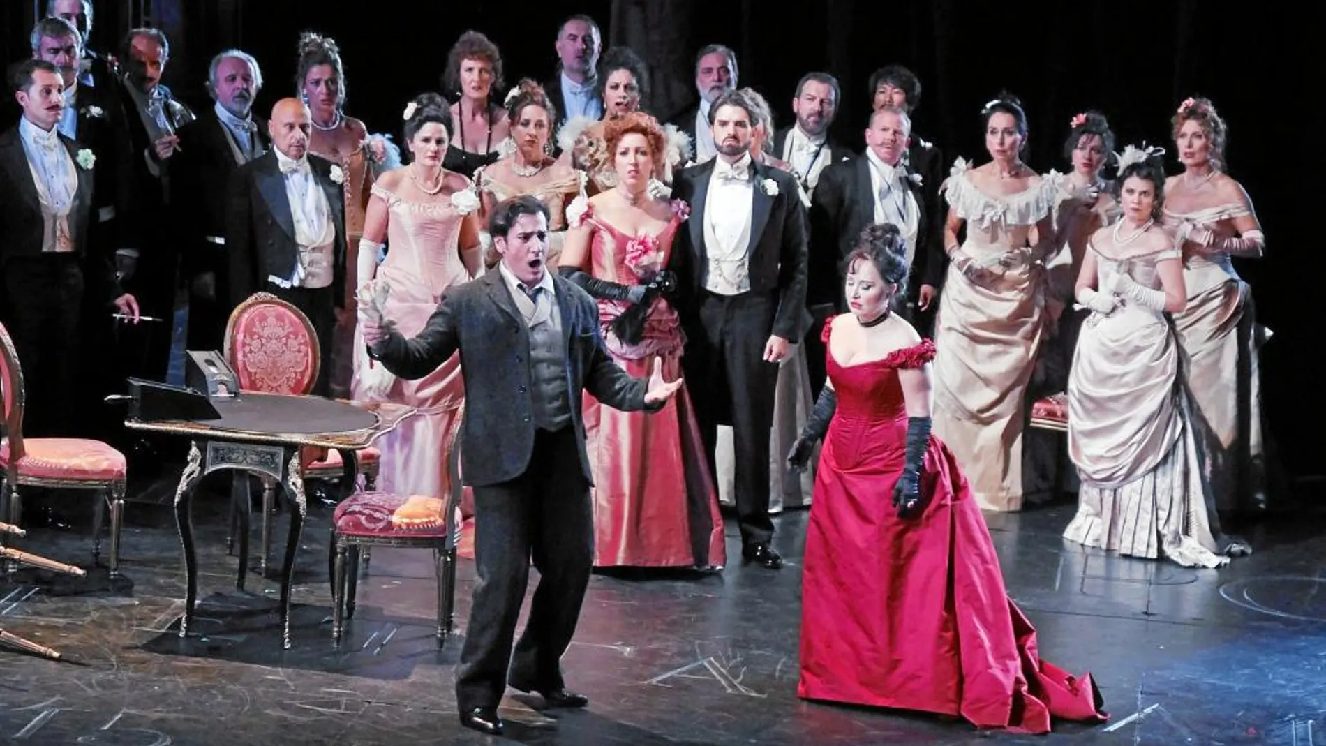 «La Traviata» cuenta con cantantes como Anita Herig, Leo Nucci, Ismael Jordi o Gemma Coma-Alabert, en una puesta en escena que dirige David McVicar y con dirección musical de Evelino Pidò. Una excelente forma de recuperar la gran ópera de repertorio verdiano