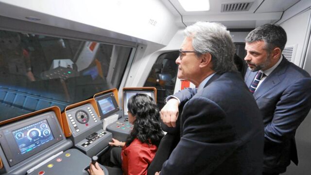 El alcalde de Terrassa inauguró junto a Artur Mas la ampliación de los FGC, cuyo servicio se puso ayer en marcha