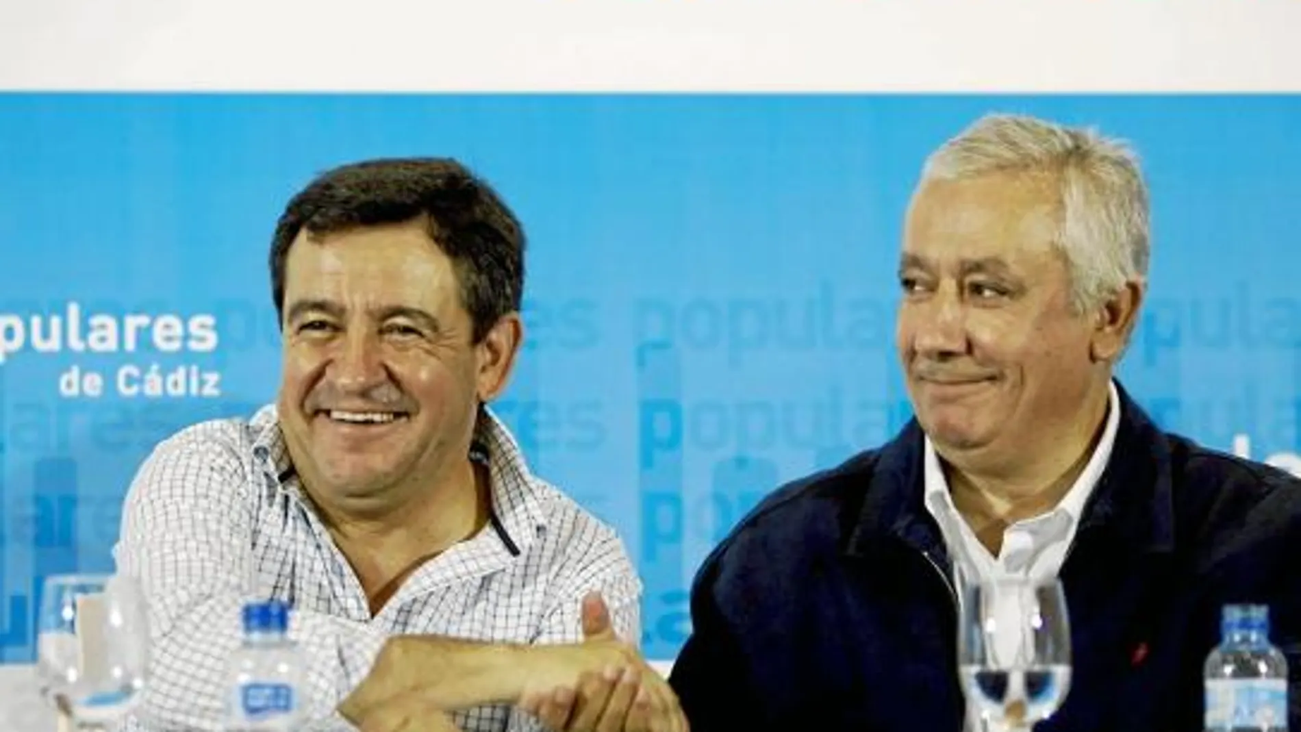 El PP quiere que las municipales abran una crisis interna en el PSOE de Griñán