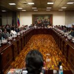 La presidenta del Tribunal Supremo de Justicia de Venezuela preside una reunión con los magistrados recién designados por la Asamblea Nacional