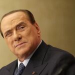 El fiscal cree que Berlusconi pagó a 21 chicas para que mintieran en el «caso Rubi»