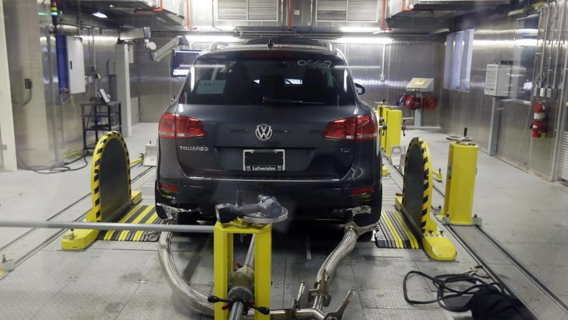 Un Volkswagen Touareg diesel durante un test de la Agencia de Protección Medioambiemntal