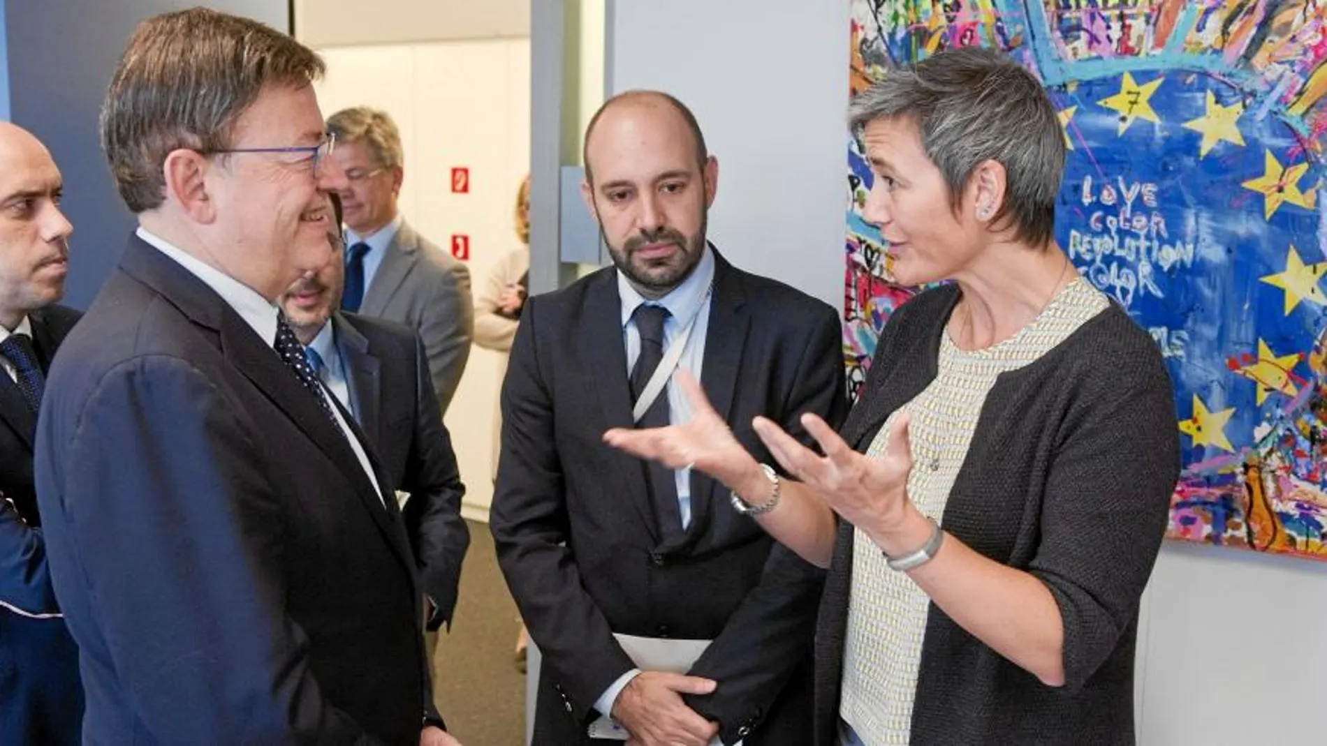 El president Puig se reunió en Bruselas con la comisaria de Competencia, Margrethe Vestager