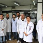 Grupo de investigadores del Instituto Politécnico Nacional (IPN) de México quienes encontraron propiedades contra el cáncer en la epicatequina, una molécula presente en el chocolate