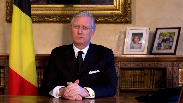 El Rey belga se dirige a la población en un discurso desde el Palacio Real de Bruselas.