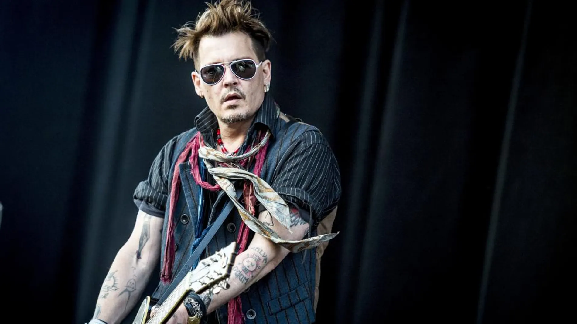 Johnny Depp durante una actuación de su banda de rock Hollywood Vampires