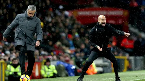Mourinho y Guardiola, en uno de sus duelos
