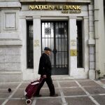 El MEDE aprueba el desembolso de 2.710 millones al Banco Nacional de Grecia