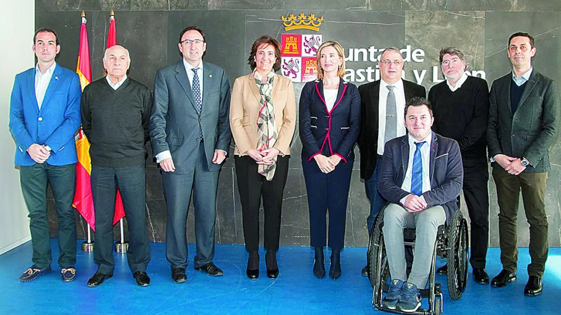 Las consejeras García Cirac y Alicia García, el presidente de la FRMP, Alfonso Polanco, y representantes de las entidades