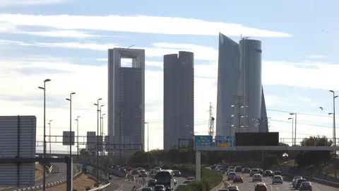 Mañana no se podrá aparcar en centro de Madrid ni circular a más de 70 km/h