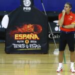 El entrenador de la selección española de baloncesto, Sergio Scariolo, durante el entrenamiento para preparar los Juegos Olímpicos de Río de Janeiro