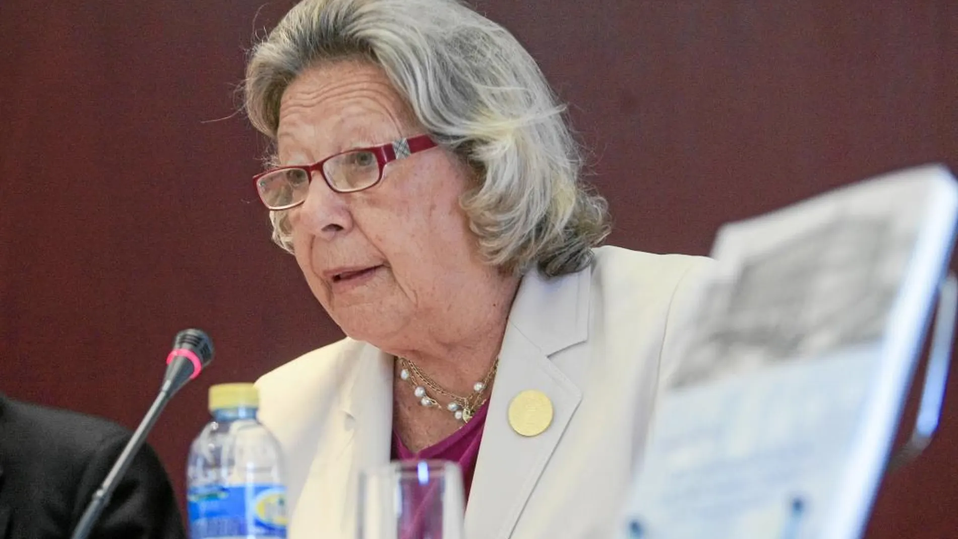 La americanista Enriqueta Vila, ayer en la presentación de su nuevo libro