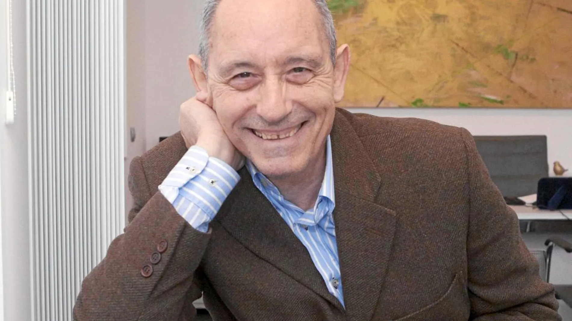 El escritor y autor del libro, Antonio Piedra