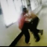 Imagen de un vídeo de acoso escolar grabado por un alumno