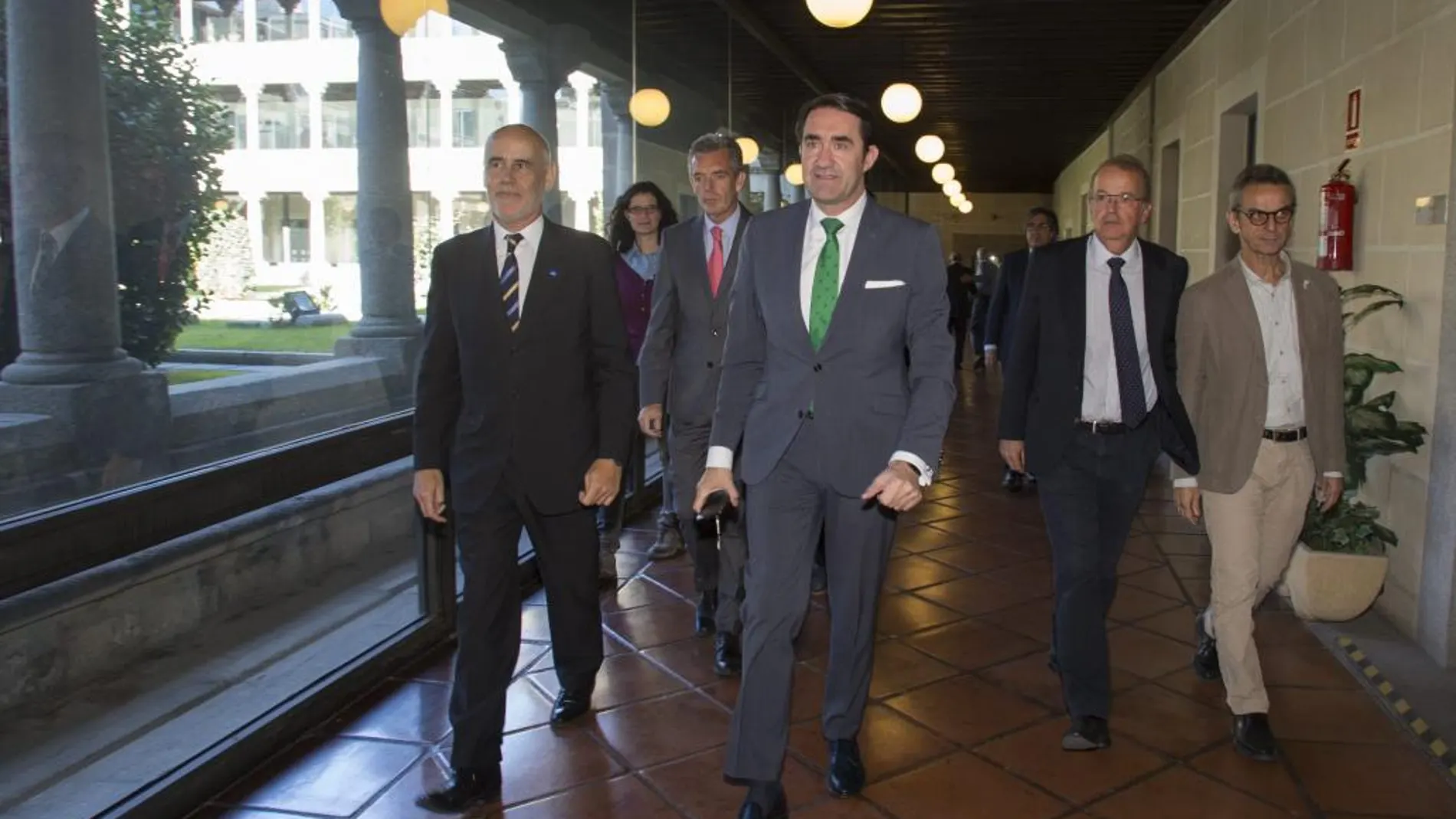 Juan Carlos Suárez-Quiñones y Humberto Delgado se reúnen en Ávila con expertos europeos y opas agrarias