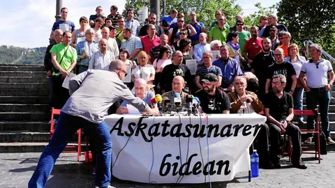 Askatasunaren Bidean escenificó ayer en Bilbao su escisión de Sortu, al que acusan de «reformista y oportunista»