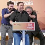ERC llevó ayer su campaña a Sabadell, el municipio de mayor población con un alcalde republicano