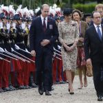 Los duques de Cambridge y el príncipe Harry, junto a Cameron y Hollande, en los actos por el centenario de la Batalla del Some, celebrados ayer en Thipeval