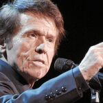 Festival ecléctico. Raphael, en su faceta sinfónica; la Niña Pastori y su flamenco pasado en esta ocasión por el tamiz latino; y el funk clásico de Maceo Parker son tres de los conciertos principales de un festival que programará 37 actuaciones en 5 meses