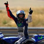 Jorge Lorenzo celebra su victoria en el GP de Aragón.
