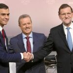 Rajoy-Sánchez (2015) En esta ocasión, el candidato socialista perdió toda credibilidad cuando tachó a Mariano Rajoy de «indecente». El tono bronco de Sánchez fue la tónica de un debate en el que se limitó a atacar al popular