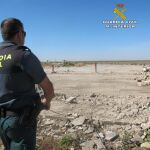 La Guardia Civil investiga a dos personas por verter amianto al río Guadalquivir en La Puebla del Río