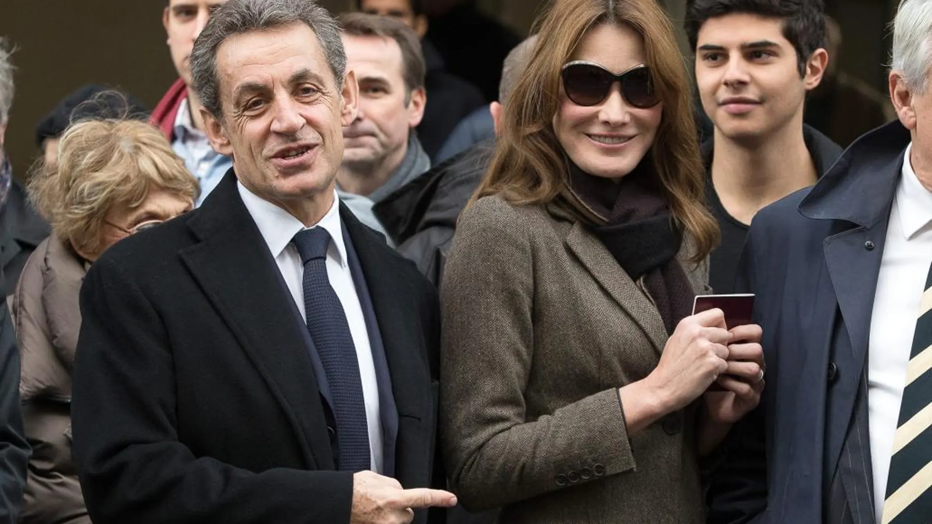 Nicolas Sarkozy con su mujer Carla Bruni