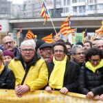 Carles Puigdemont en cabeza la manifestación organizada por ANC y Omnium Cultural.