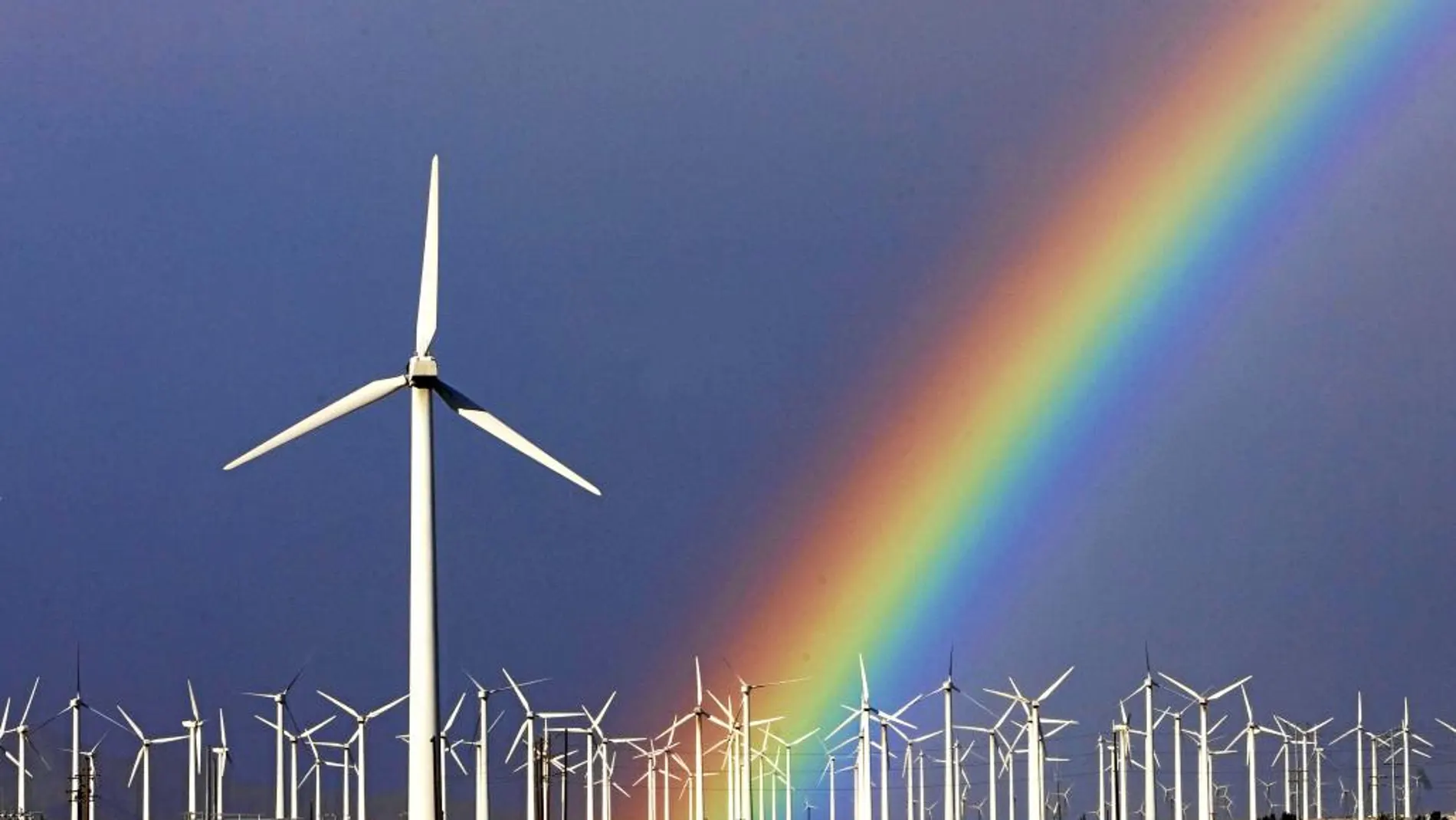 La cantidad total de energía que hay en el universo es constante