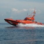 Salvamento Marítimo localiza una patera con 34 personas junto a la isla de Alborán