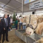 Javier Iglesias junto con el ministro de Agricultura luso, Luis Capoulas