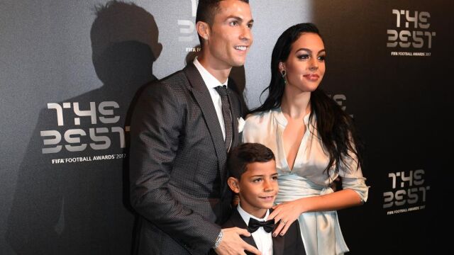 Cristiano Ronaldo junto a su pareja Georgina Rodriguez y su hijo Cristiano Ronaldo Jr. /Efe