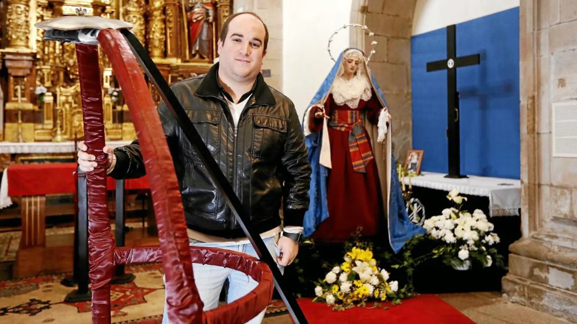 La Semana Santa de Compostela ha ido creciendo exponencialmente en los últimos años. Hace ocho, un grupo de jóvenes fundaba la Cofradía de la Humildad. Hoy, es una más