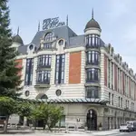 Fachada del Hotel Silken Ciudad de Vitoria, uno de los establecimientos más emblemáticos de la ciudad vasca.