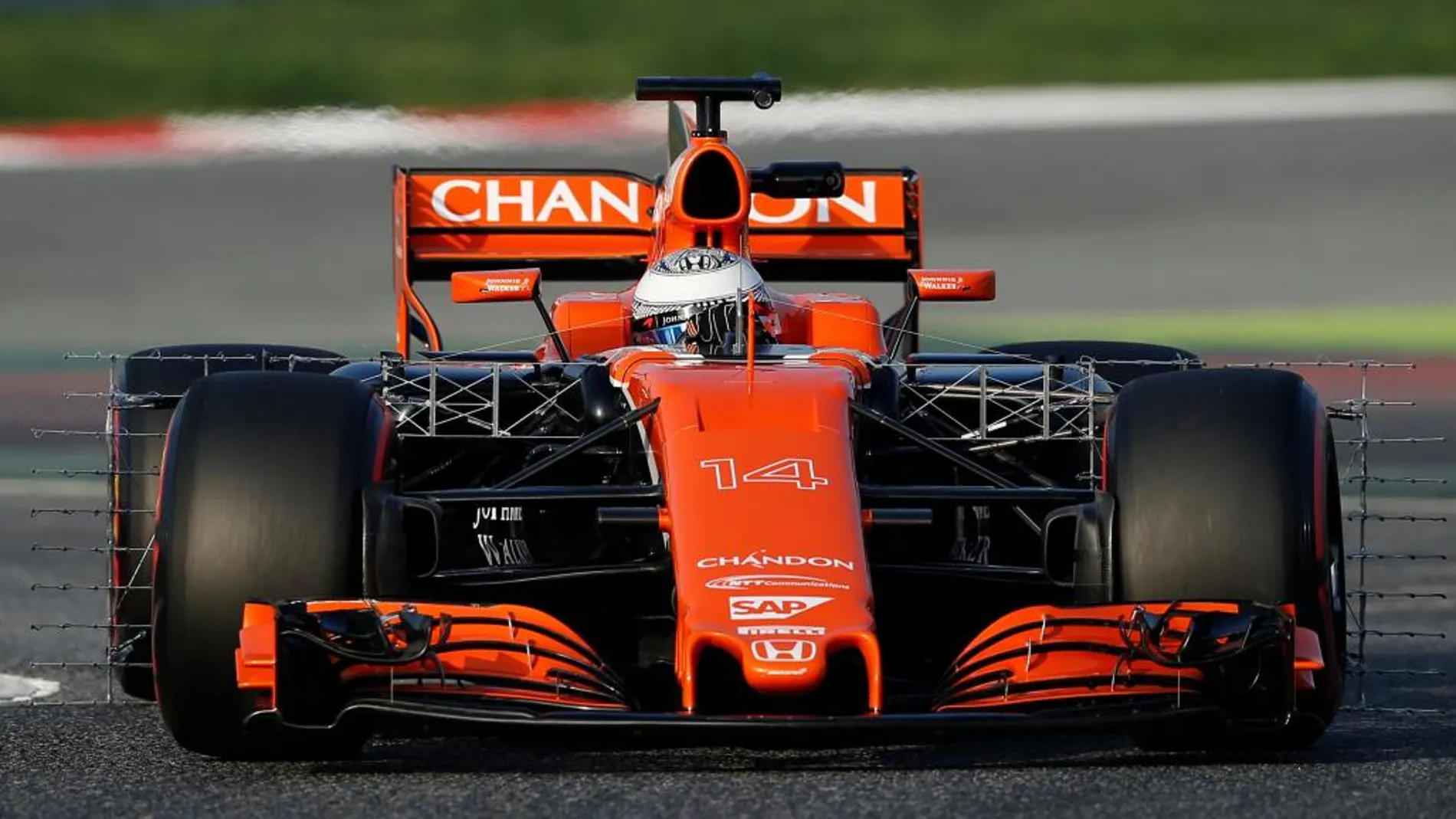 Fernando Alonso en Montmeló, donde no ha podido terminar ni la primera vuelta